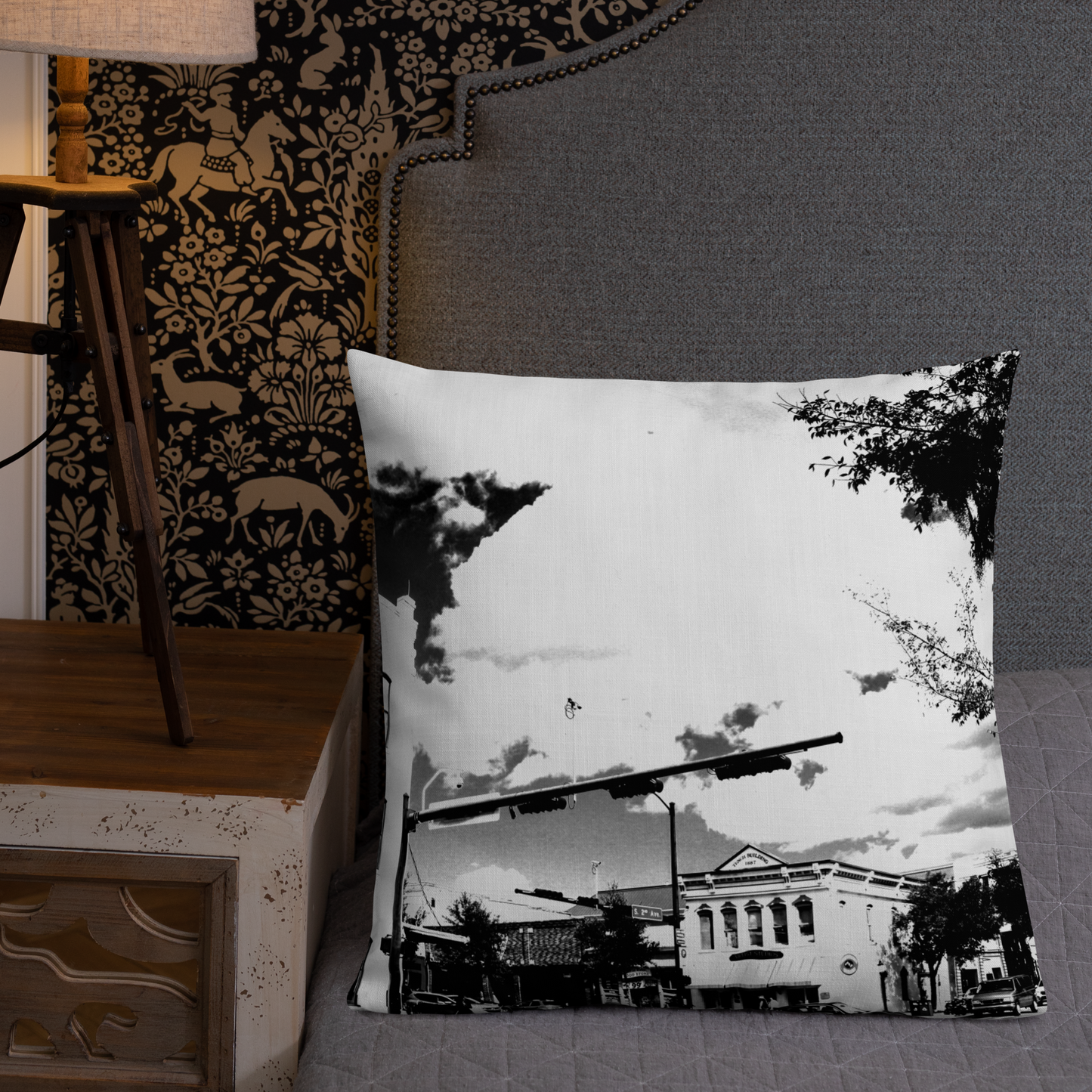 "The Downtowner" Premium Pillow