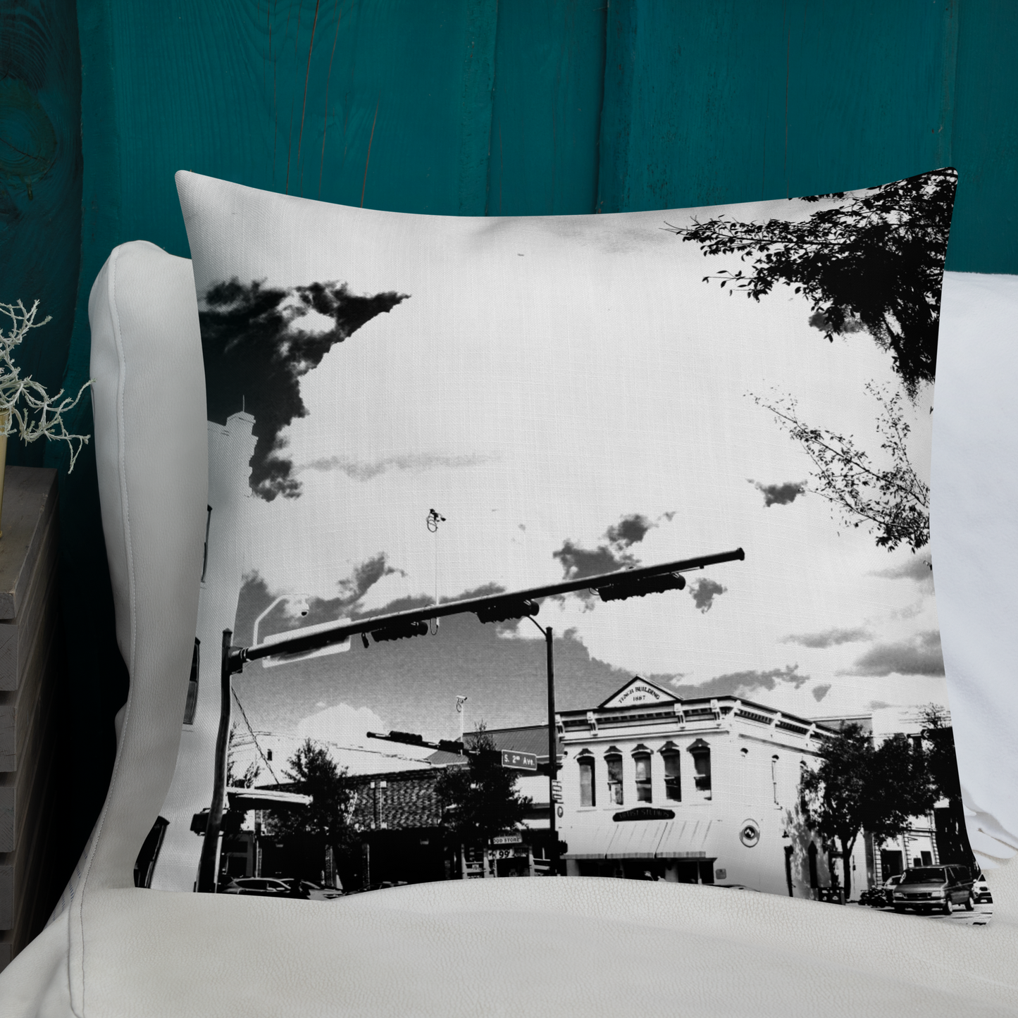 "The Downtowner" Premium Pillow