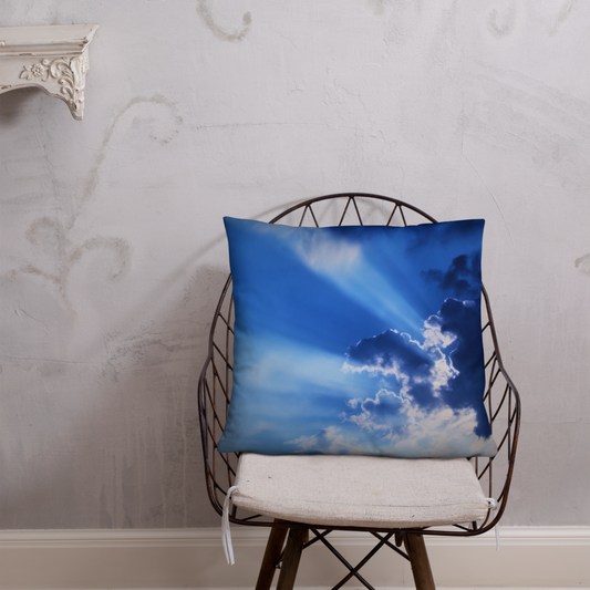 "Blue sky" Pillow (22 x 22)